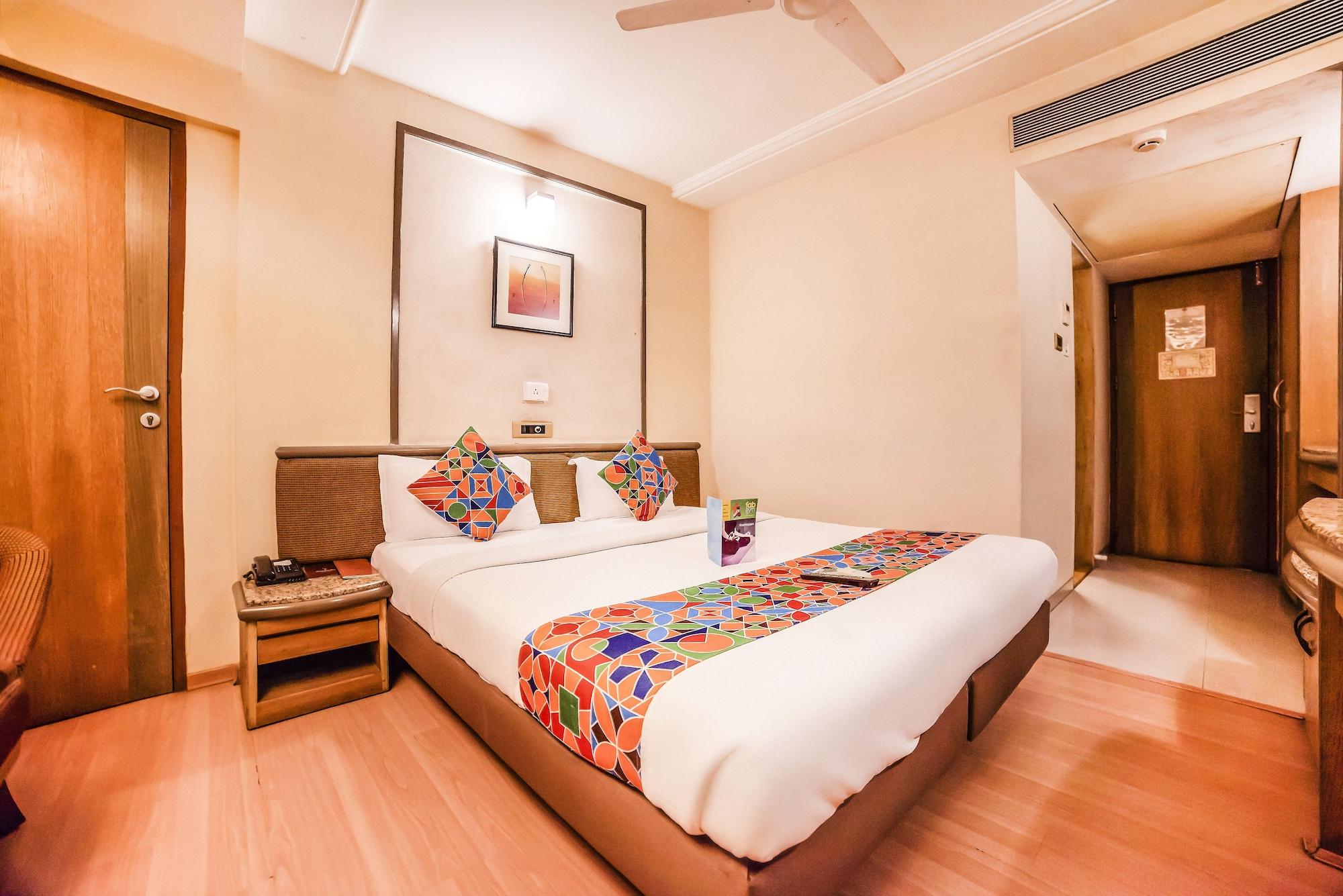 Hotel Gandharva Shivajinagar 푸네 외부 사진