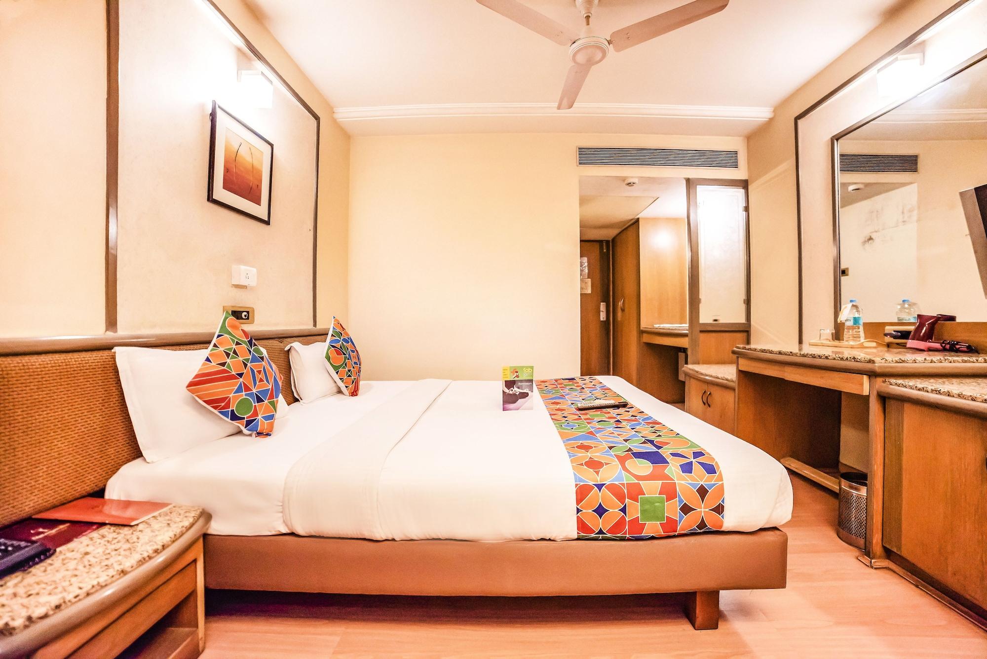 Hotel Gandharva Shivajinagar 푸네 외부 사진