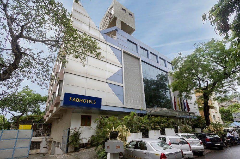 Hotel Gandharva Shivajinagar 푸네 외부 사진