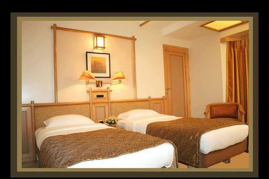 Hotel Gandharva Shivajinagar 푸네 외부 사진